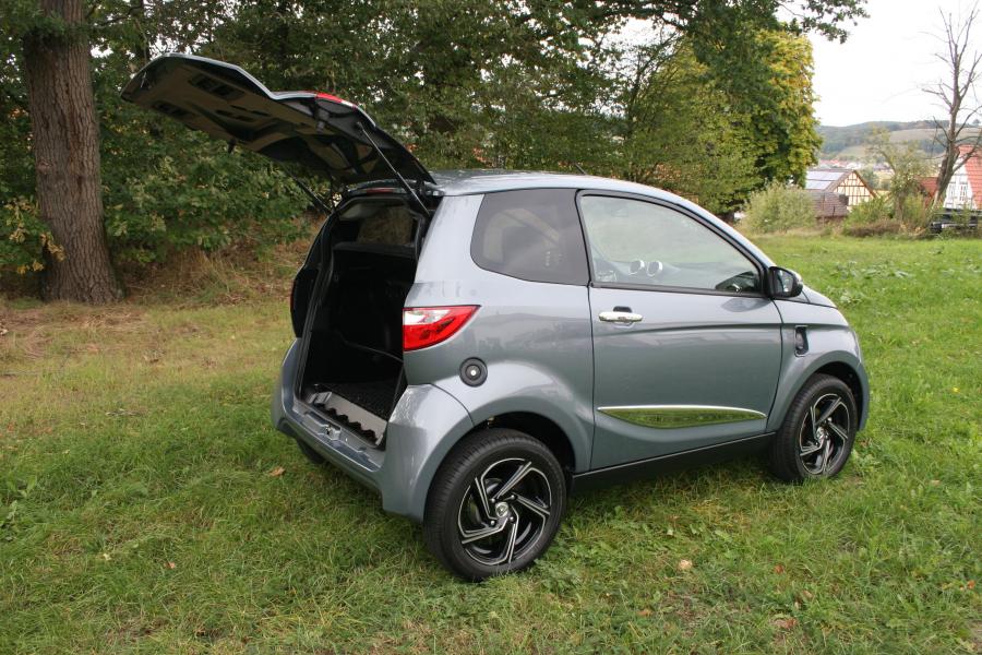  Aixam e-City Premium 2017 года  (фото 5 из 8)